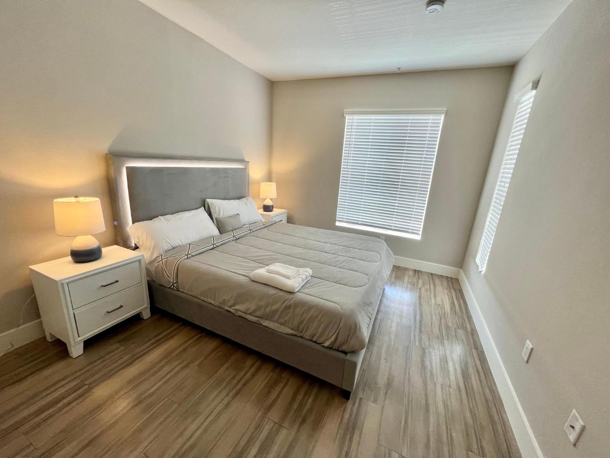 Spacious 2 Bedroom 2 Bathroom In Gated Community Appart hôtel *